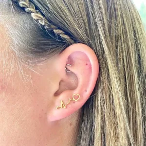 شیک ترین گوشواره های دخترانه با طرح ضربان قلب