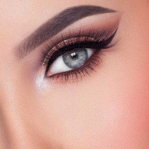 بروز ترین آرایش های خط چشم 2024