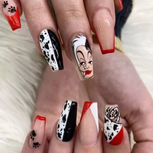 شیک ترین مدل های ناخن طرح کارتونی 2024