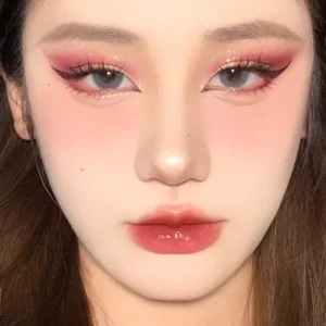 بروز ترین آرایش های چشم به سبک کره ای