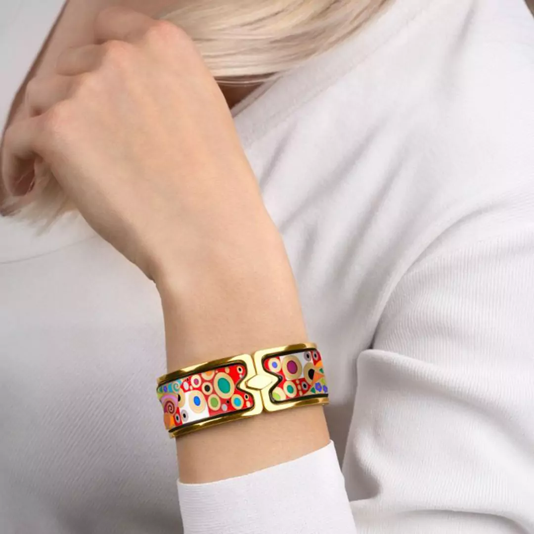 شیک ترین مدل های دستبند دخترانه با رنگ های زیبا و فانتزی 