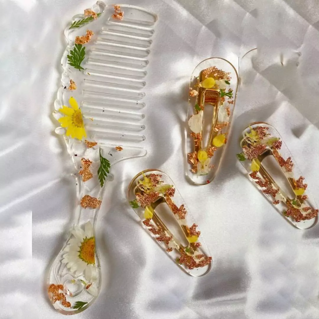 شانه مو رزینی با طراحی فانتزی