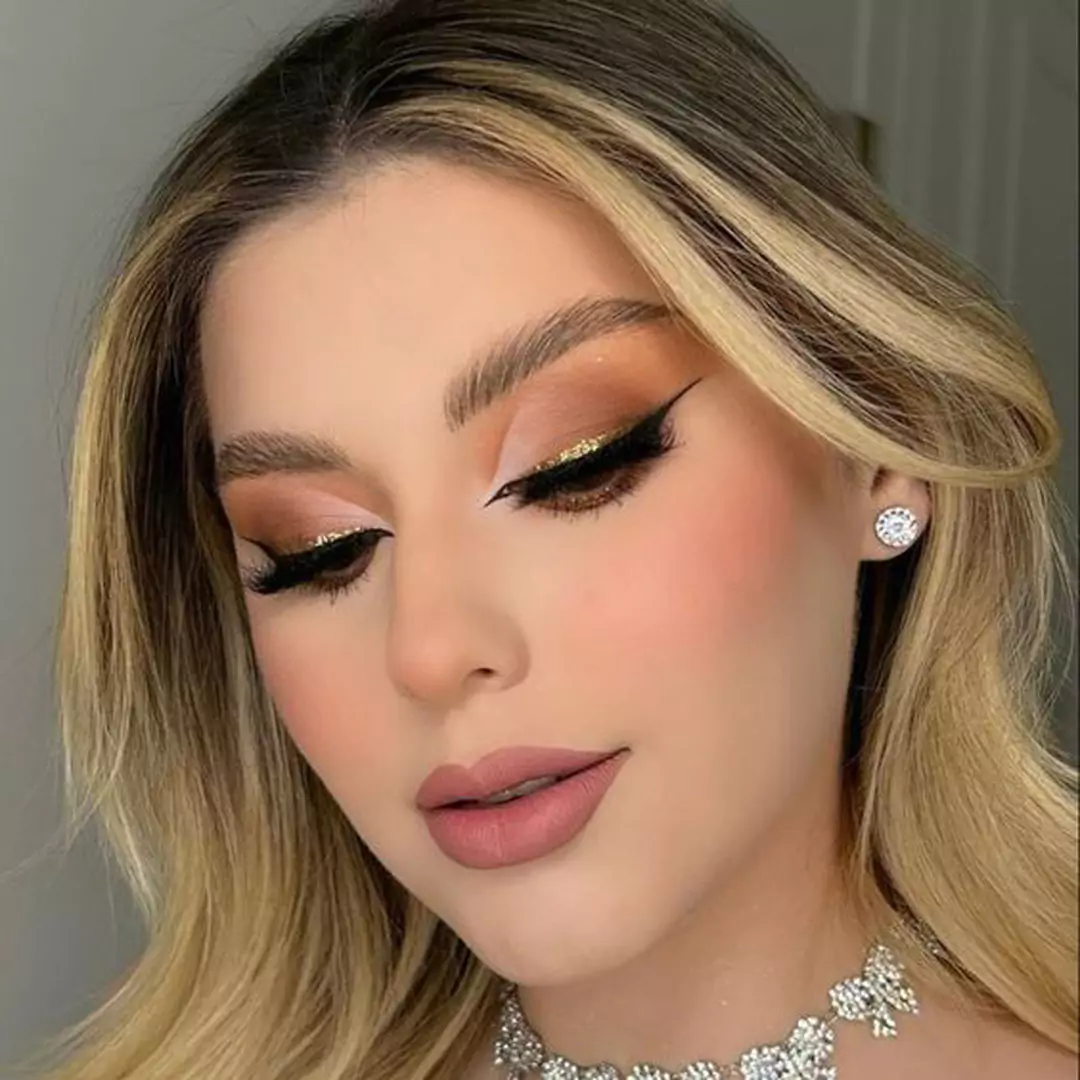 مدلهای جذاب و مناسب میکاپ چشم برای فصل زمستان.