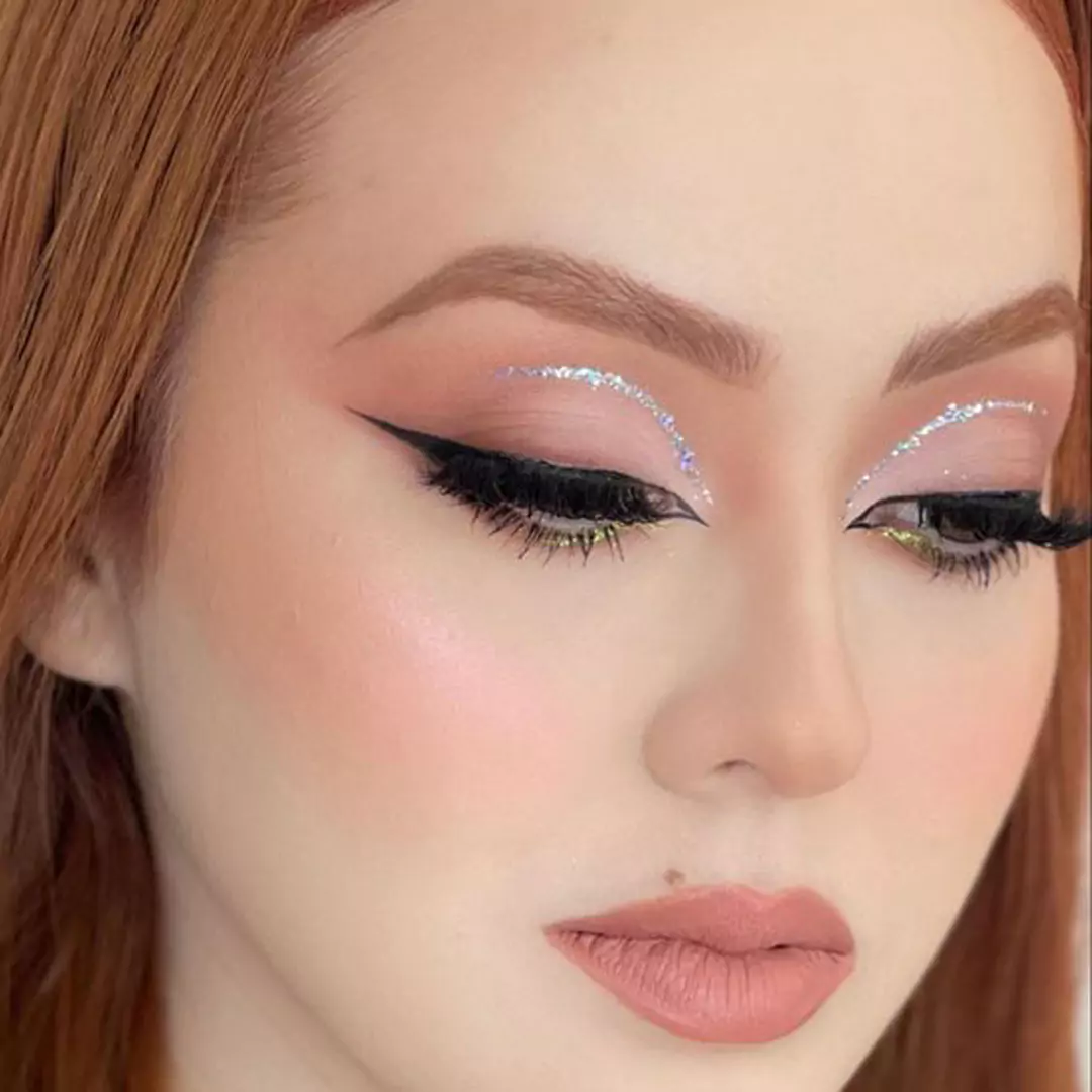 مدل‌های جذاب و مناسب میکاپ چشم برای فصل زمستان.