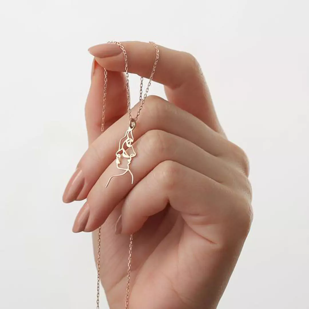 مدل‌های گردنبند دخترانه لیزری، زیباترین و با شیک‌ترین طراحی‌