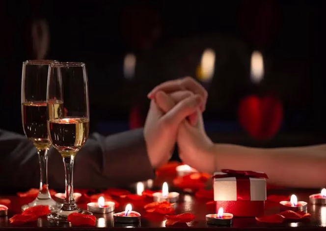 ژستهای خلاقانه و رمانتیک برای عکاسی در روز سالگرد ازدواج