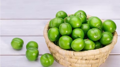 بررسی خواص و فواید گوجه سبز
