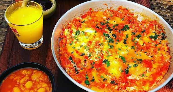 دستور پخت املت با فلفل دلمه ای
