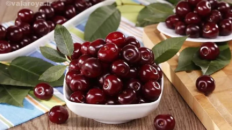 خواص درمانی آلبالو بر درمان نقرس