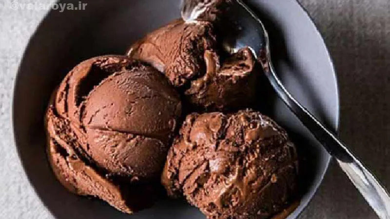 بستنی شکلاتی