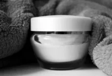 معرفی بهترین کرم ضد لک قوی