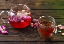 چای سیاه با گل محمدی
