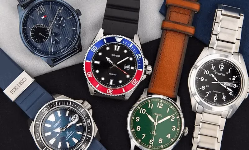 مقایسه مدل‌ها و برندهای برتر ساعت مینیمال