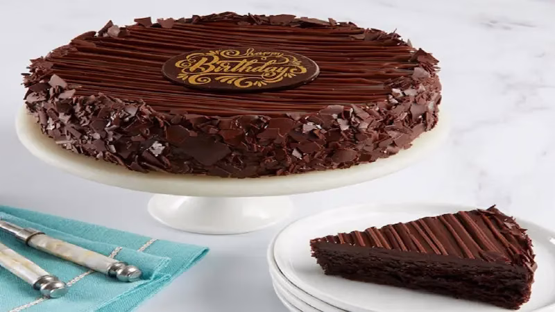 سرو براونی با سس یا تاپینگ