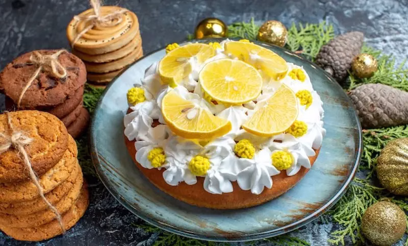 پخت کیک و تست با خلال دندان