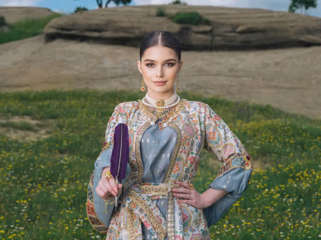 مدل‌های لباس کردی زنانه