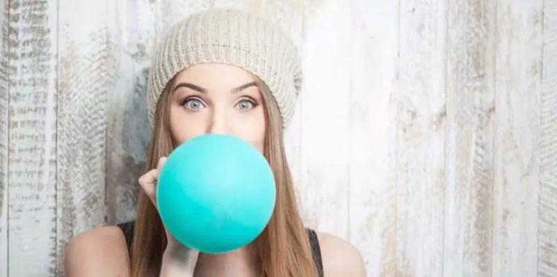 باد کردن بادکنک برای چاقی صورت