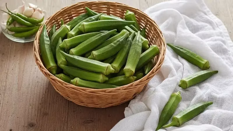 انتخاب بامیه مناسب برای ترشی بامیه