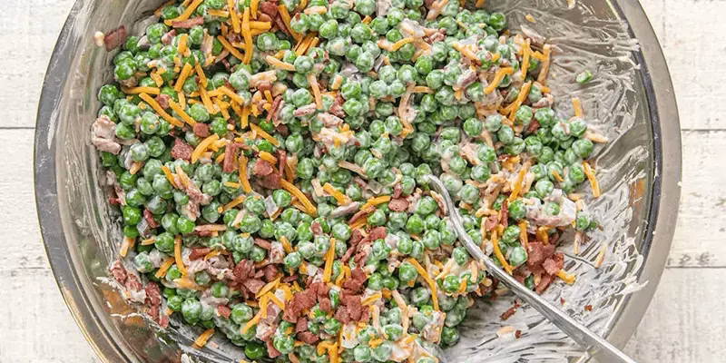 طرز تهیه سالاد نخودفرنگی و ژامبون