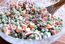 طرز تهیه سالاد نخودفرنگی و ژامبون مجلسی با طعمی خاص و متفاوت