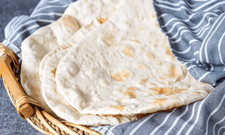 طرز تهیه نان لواش خانگی نرم و خوشعطر با تابه معمولی