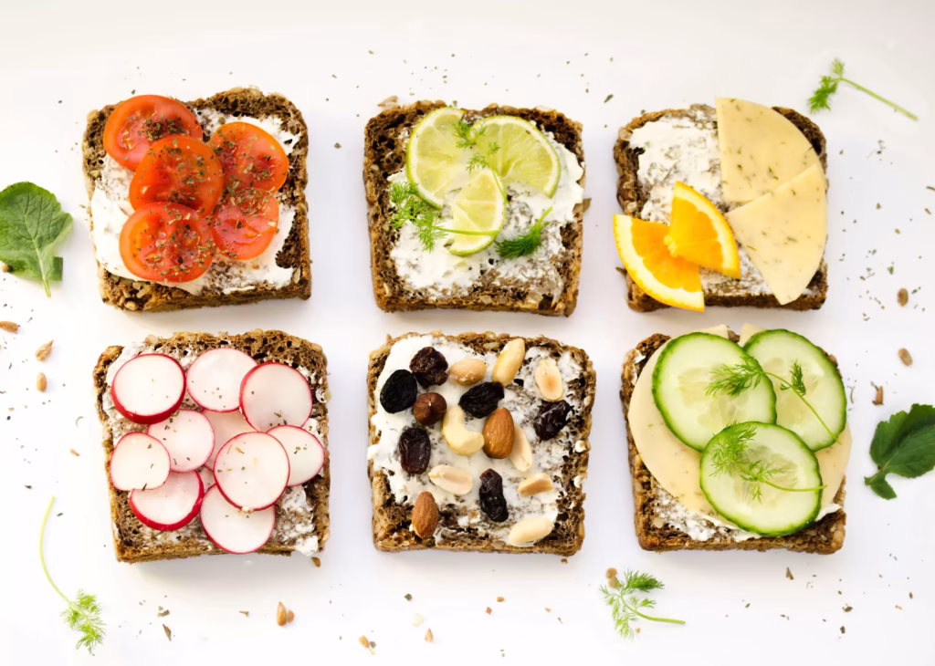 تفاوت نان تست رژیمی پروتئین با نانهای معمولی